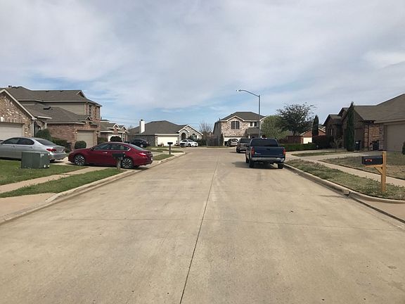 5th image of 8324 Whispering Willow Ln