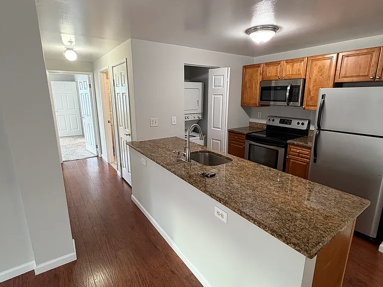 300 Broad St #601 — Photo 29