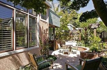 1st image of 978 Menlo Ave