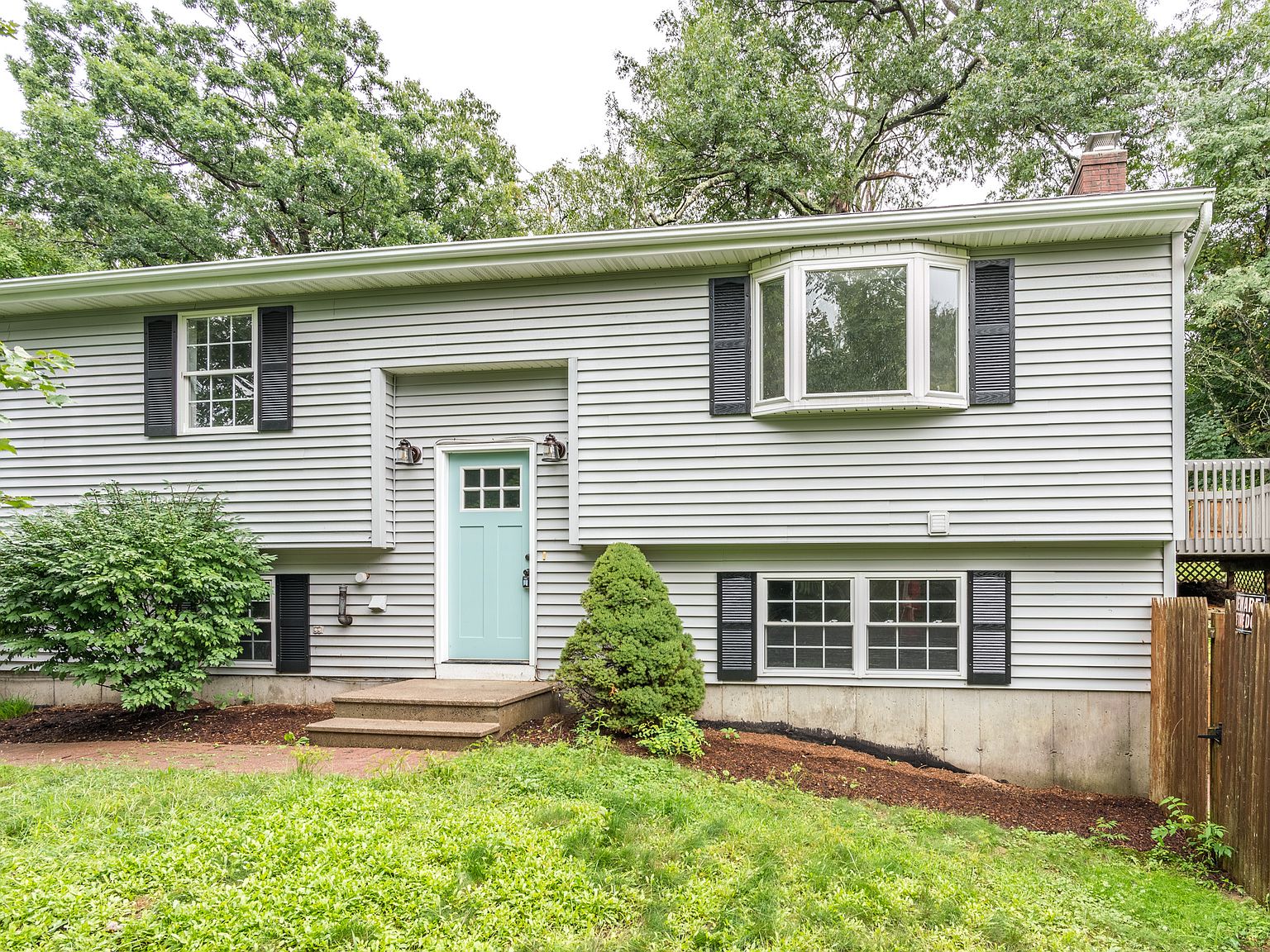 443 Tunxis Ave, Bloomfield, CT 06002 | Zillow