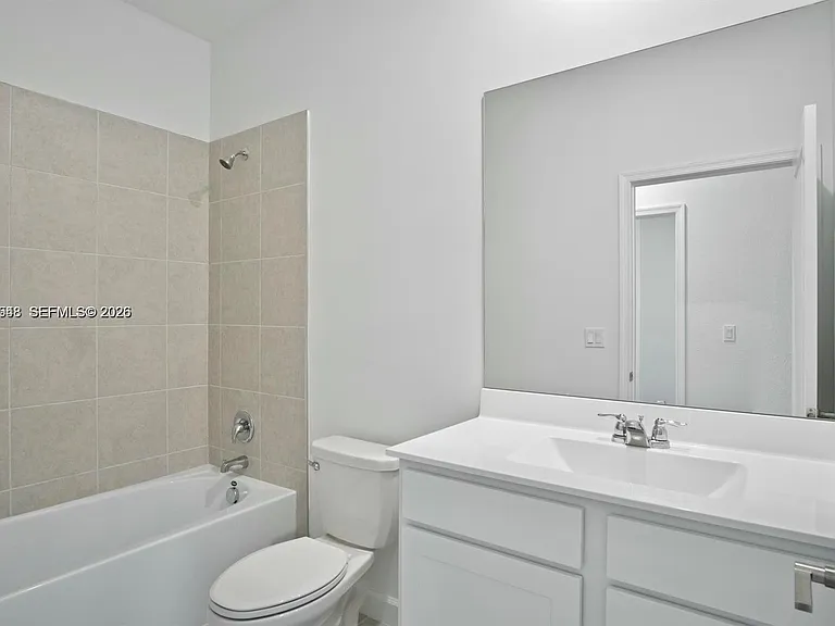 204 SE Woodbark St #204 — Photo 18