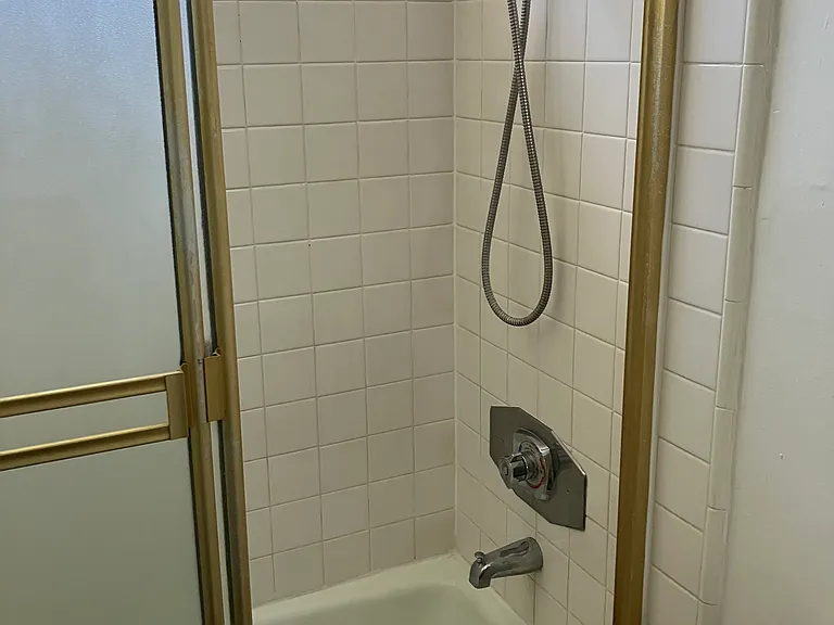3329 Keystone Ave #6 — Photo 18