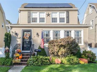 5 Brookwood St, Glen Head, NY