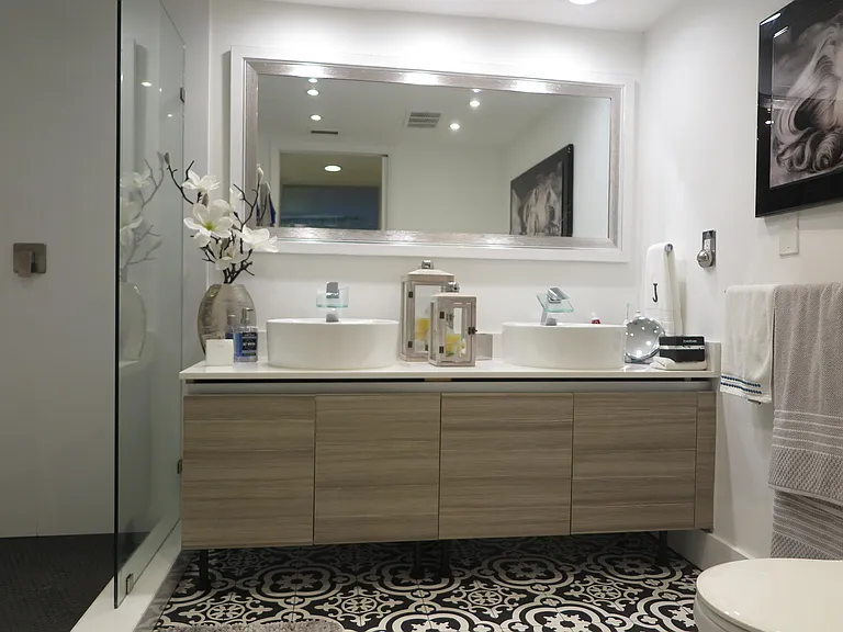 7875 La Mirada Dr — Photo 16