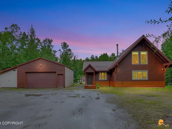 1011 N Amber Dr, Wasilla, AK 99623