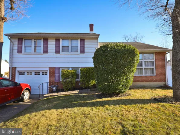 1343 Fitzwatertown Rd, Abington, PA 19001