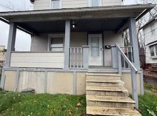 1046 6th Ave, Akron, OH 44306