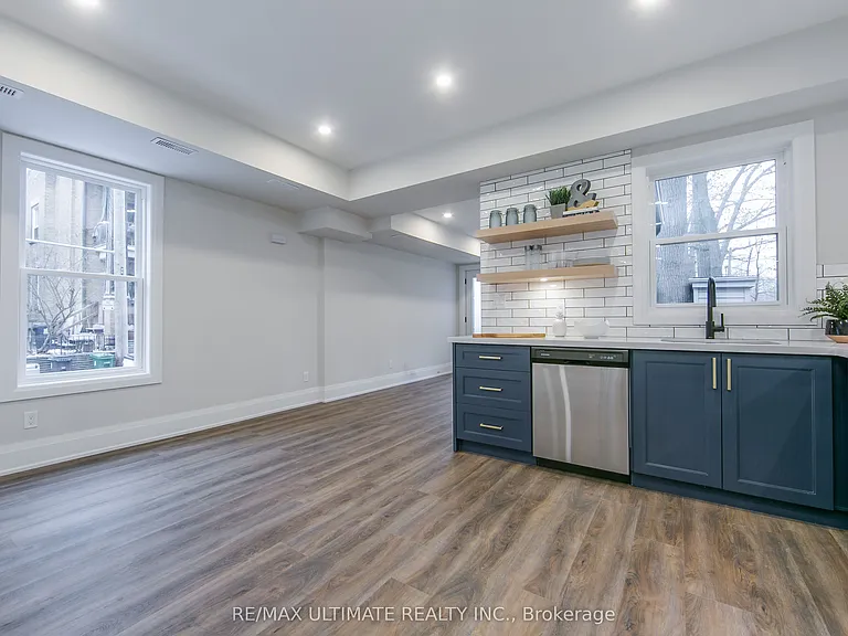 19 Fernwood Park Ave #MAIN — Photo 17