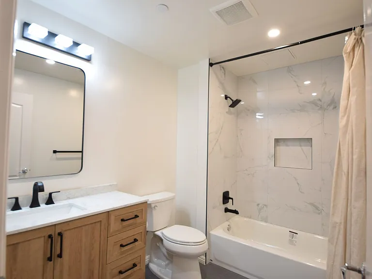 12222 Wilshire Blvd #208 — Photo 4