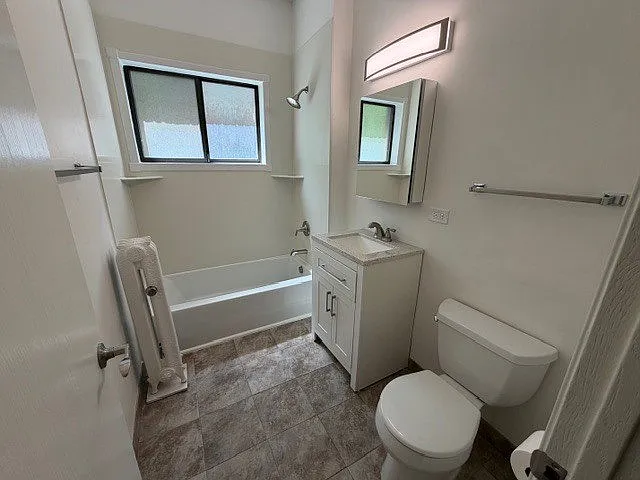 804 W Lakeside Pl #201 — Photo 8