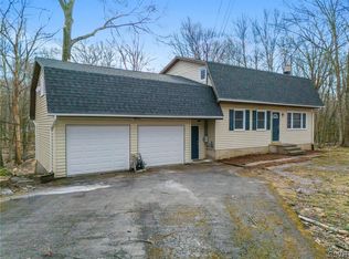 217 Denise Ln, East Stroudsburg, PA