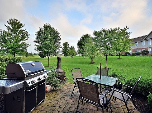 2nd image of 12654 W Yorkshire Dr