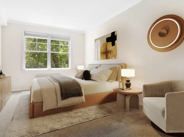 15 Freedom Way image 3 of 14