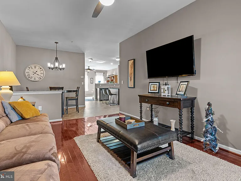 2109 Hayward Ave — Photo 16