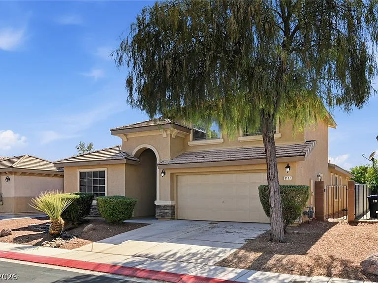 8117 Slate Falls St — Photo 11