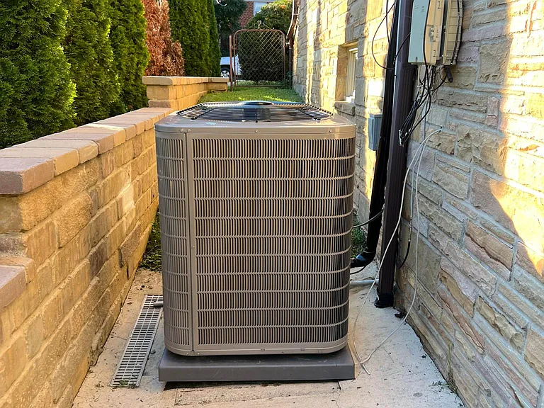 5-ton Carrier central air condition outside unit