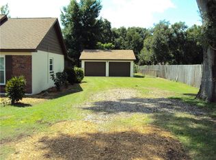 911 Bama Rd, Brandon, FL 33511