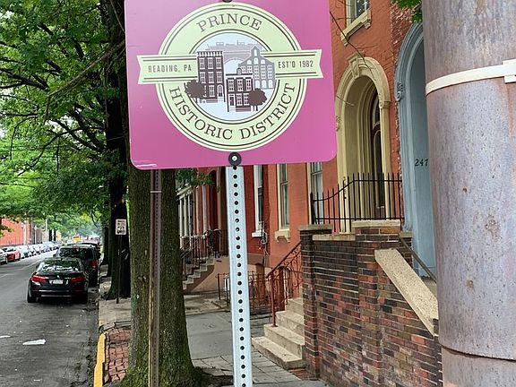 3rd image of 239 S 6th St #1