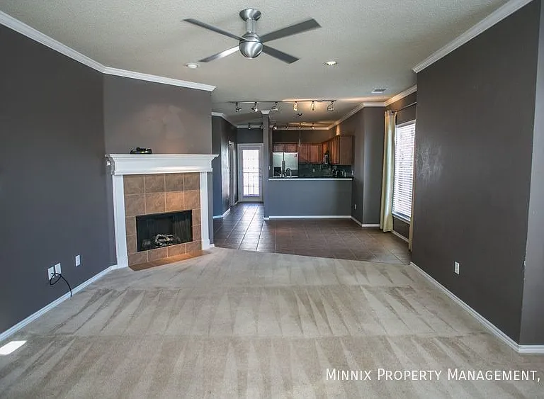 2101 Main St #1 — Photo 14