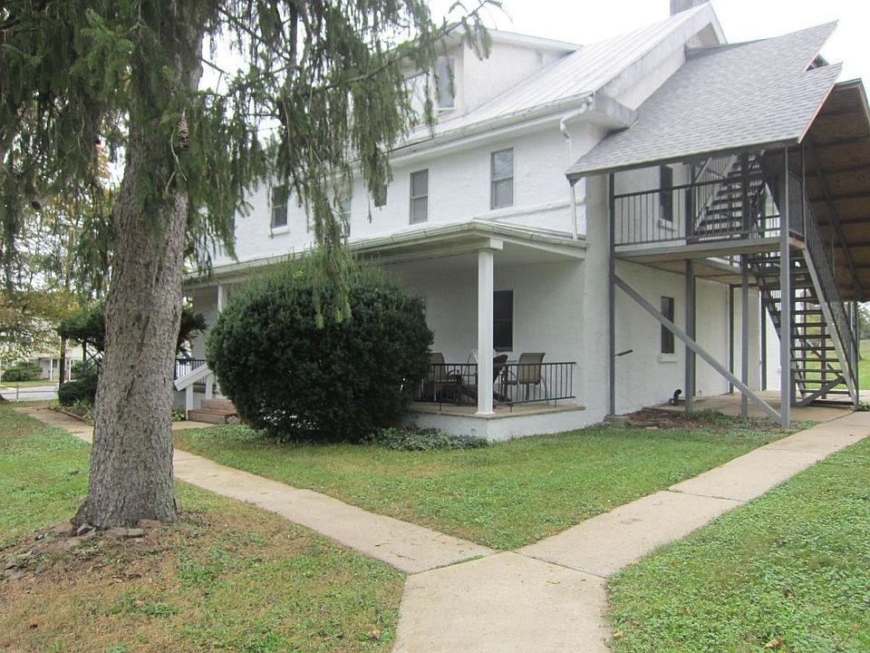 Pine Hill House Apt Bldg