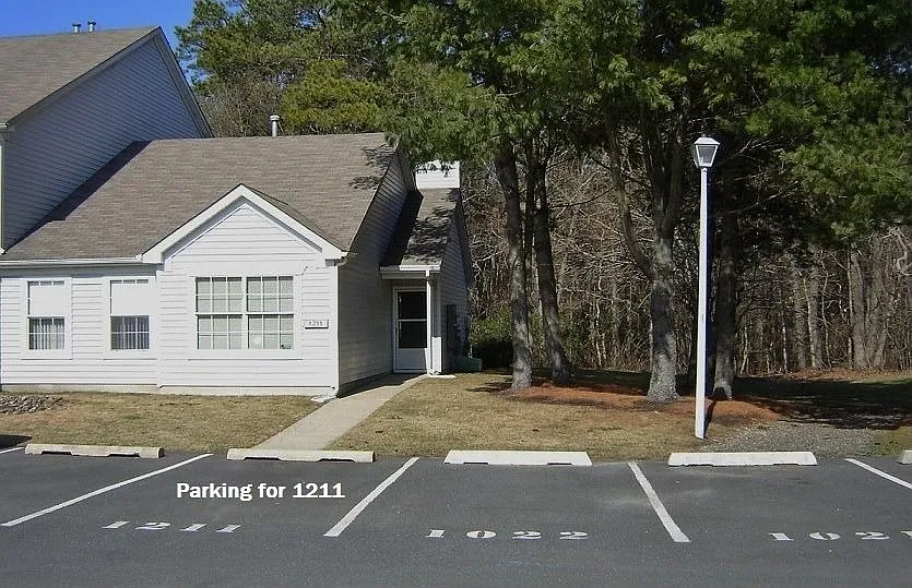 1211 Waters Edge Dr #11BA photo 1