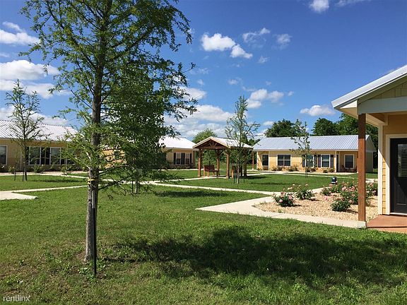 Living in a Park (1200 W. 16th)