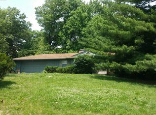 7204 NW Tomahawk Ln, Kansas City, MO 64151