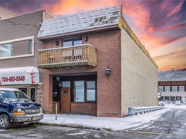 534 Fallowfield Ave, Charleroi, PA 15022