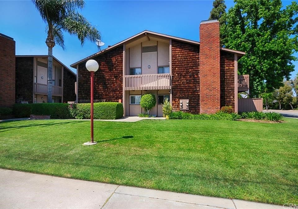 1st image of 1022 Cabrillo Park Dr APT C