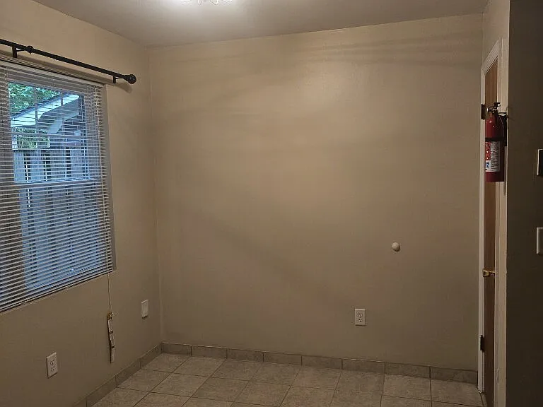 262 Fleming Rd #B — Photo 7