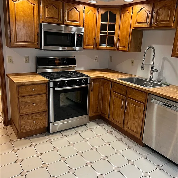 7 Gorham Rd #2L — Photo 1