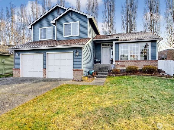 2nd image of 6507 58th Drive NE