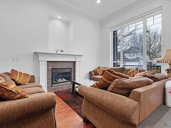 4th image of 5835 139th St