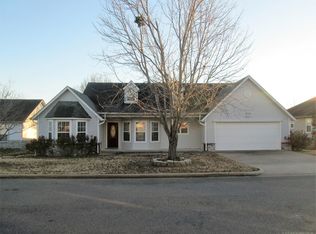 1205 W 1st St, Tahlequah, OK 74464