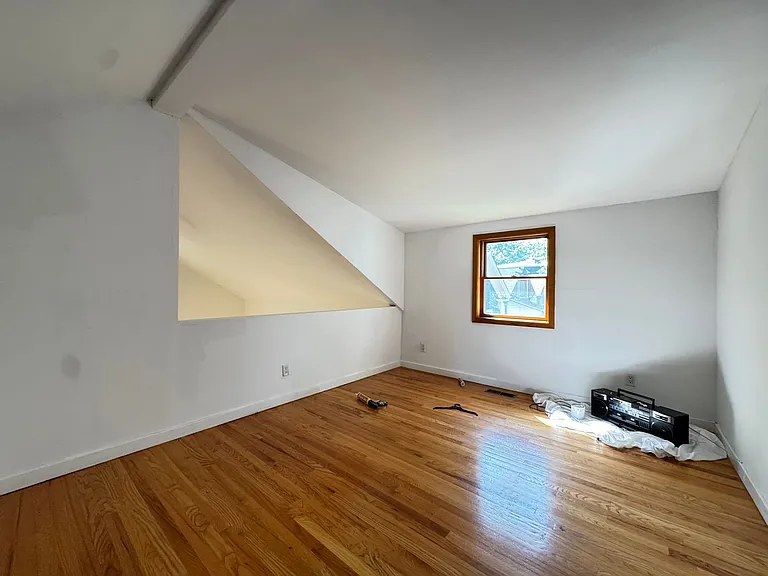 23 Edwards St — Photo 25