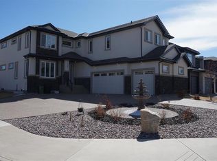 707 180th St SW, Edmonton, AB T6W2S8