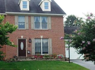 547 Gentry Ct, Westminster, MD 21157