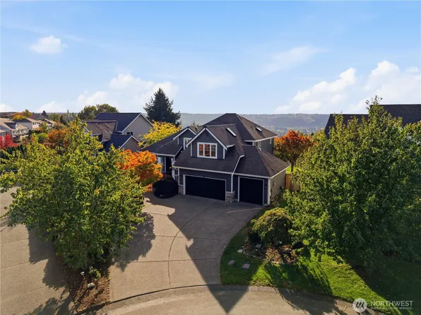 9616 180th Avenue E, Bonney Lake, WA 98391