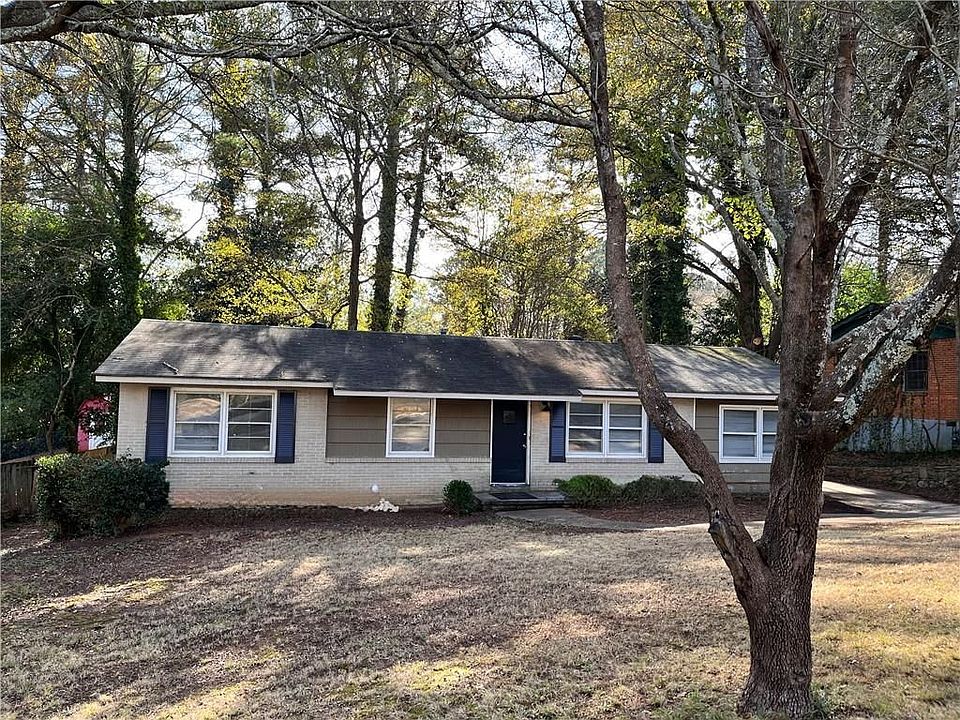1st image of 2078 Glenroy Dr SE