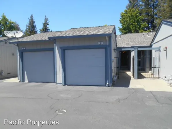 16 Conifer Sq, Rohnert Park, CA 94928