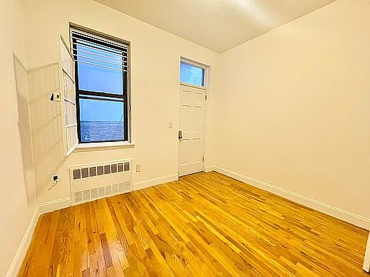 1st image of 886 10th Ave APT 1B