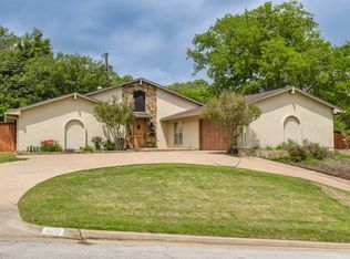 4212 Stonedale Rd, Fort Worth, TX 76116