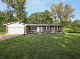 4910 Parkton Pl, Florissant, MO