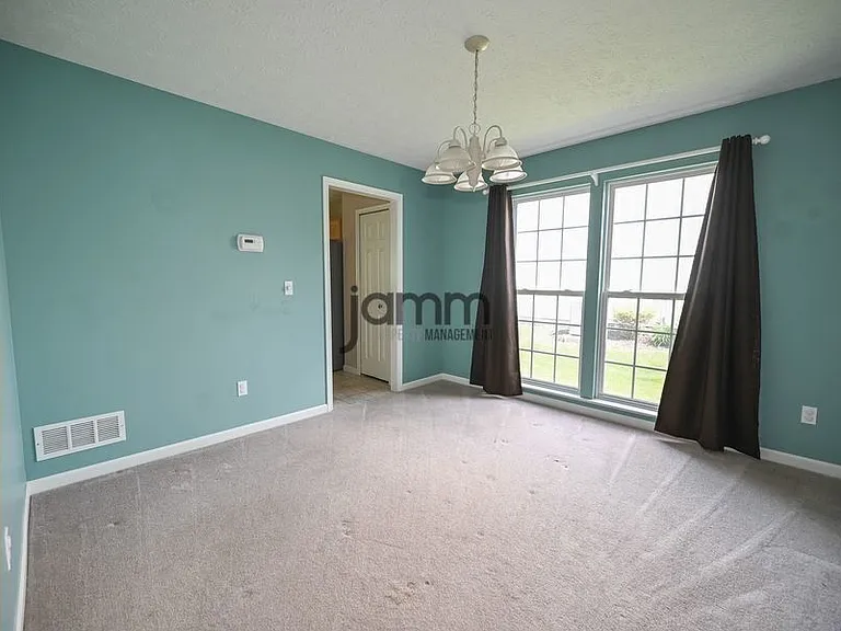 8728 Breckenridge Oval — Photo 11