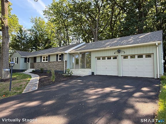 2nd image of 32 Hemlock Lane