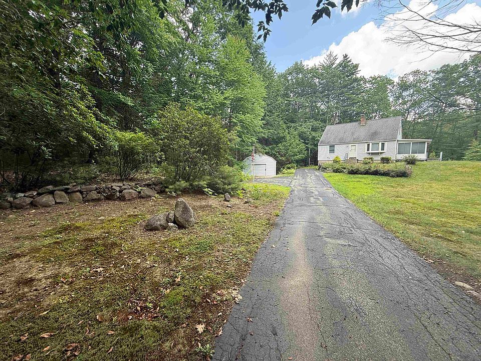 2nd image of 158 Mica Point Road