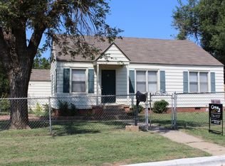 233 W Douglas Dr, Midwest City, OK 73110