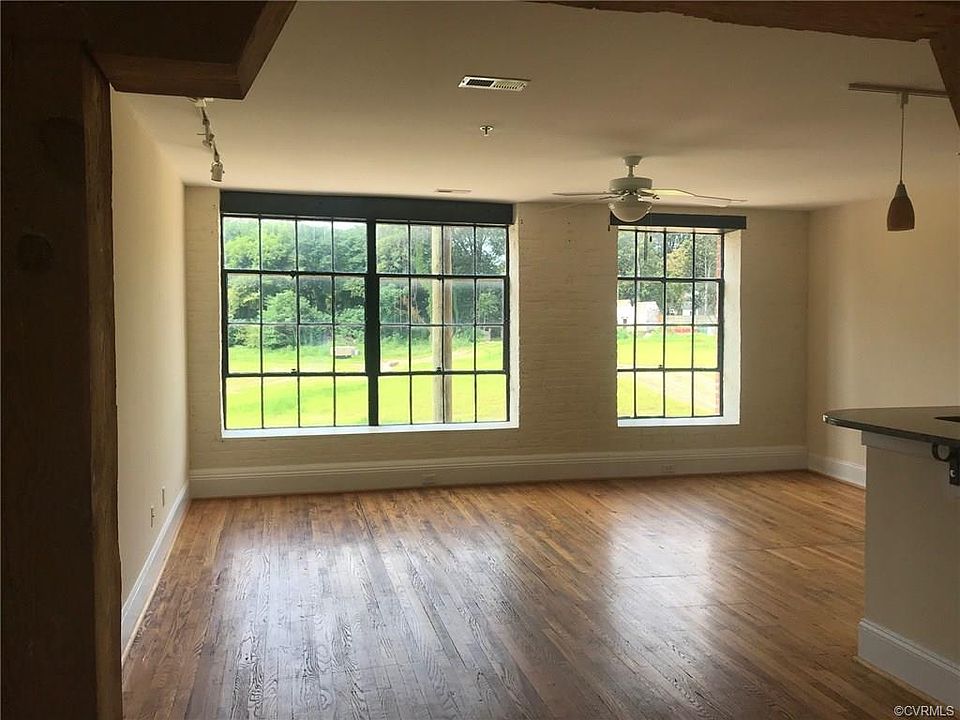 1st image of 422 High St APT 203