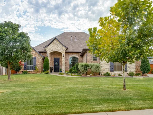 700 Newport Bridge Dr, Edmond, OK 73034