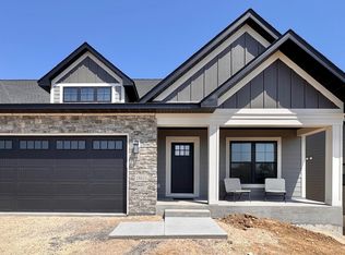18513 Ifton Way, Lakeville, MN 55044